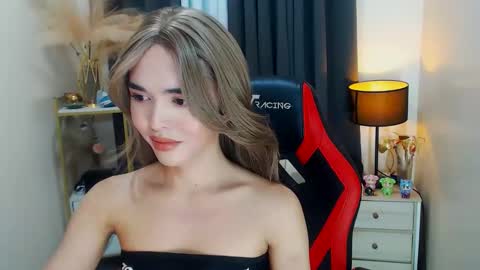 Adriana online show from November 9, 10:30 pm