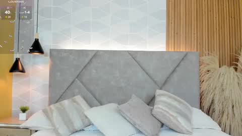 Alanis Cooper online show from October 21, 2:01 am