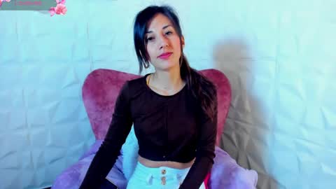 jade white  online show from January 21, 1:11 pm