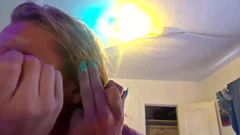 Snapshot of jadedmoshier chatting on November 23, 9:58 pm jadedmoshier online show from November 23, 9:58 pm