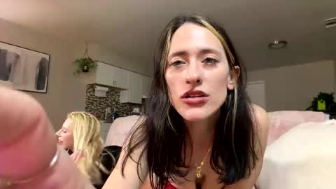 sexyeyes neverlie  online show from April 30, 9:04 am