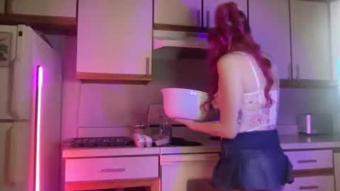 Snapshot of jadeisabelxo chatting on October 17, 3:53 am jadeisabelxo online show from October 17, 3:53 am