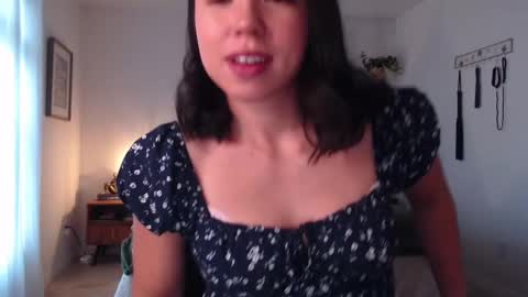 Jade Love online show from February 24, 8:03 pm