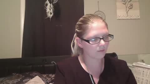 Snapshot of jadeluv chatting on March 3, 2:47 am JadeLuv online show from March 3, 2:47 am