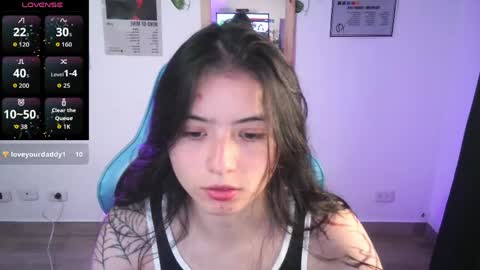 Snapshot of jademonet_ chatting on June 10, 4:34 am Jade 3 online show from June 10, 4:34 am