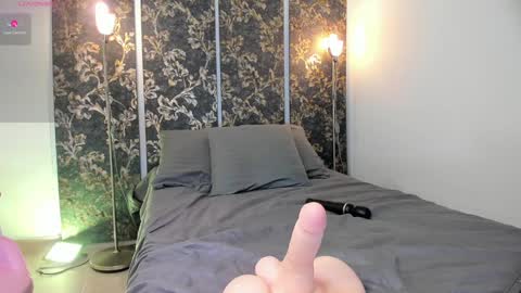 JADE online show from January 31, 9:59 pm