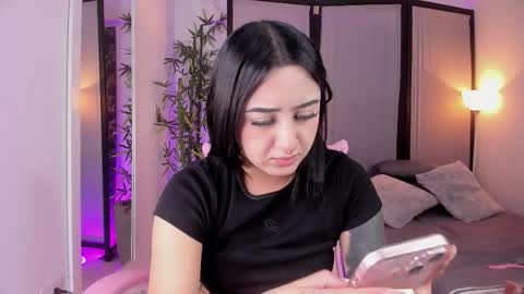 JADE online show from October 31, 2:51 pm