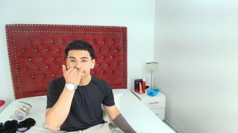 Snapshot of jaden_and_sofia chatting on August 1, 2:55 am Jaden and Sofia online show from August 1, 2:55 am
