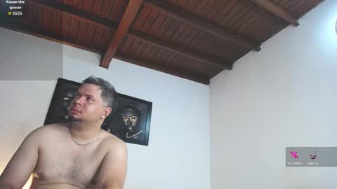 Snapshot of jadestone69 chatting on November 26, 11:44 am jadeStone69 online show from November 26, 11:44 am