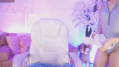 Jade Summer online show from December 20, 11:39 am