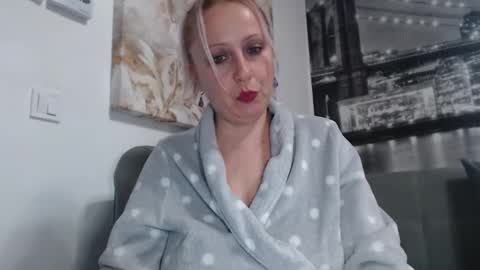 kate online show from December 2, 1:57 pm