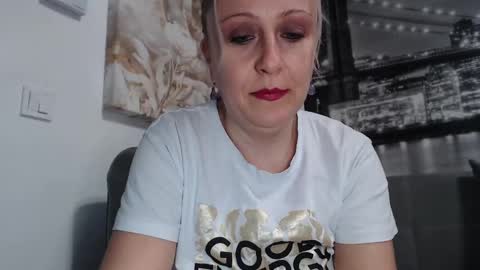 kate online show from December 11, 12:02 pm