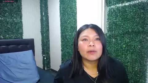 Snapshot of jadeviolet_ chatting on June 17, 6:31 pm Jadeviolet online show from June 17, 6:31 pm