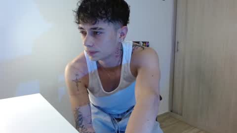 Snapshot of jaico_santos1 chatting on July 26, 11:44 pm Jaico online show from July 26, 11:44 pm