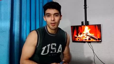 Snapshot of jair1_69 chatting on April 18, 5:11 am JaxXx online show from April 18, 5:11 am
