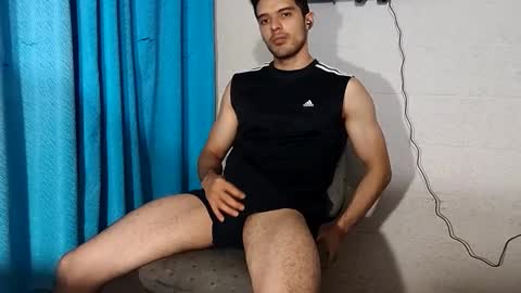 Snapshot of jair1_69 chatting on April 23, 7:09 am JaxXx online show from April 23, 7:09 am