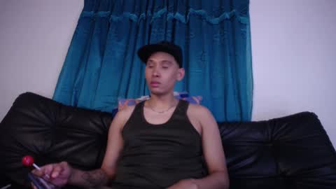 JAISON HALLS online show from November 1, 2:46 am