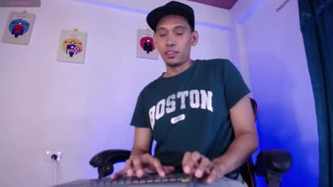 JAISON HALLS online show from November 11, 6:13 am