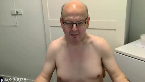 Jake2309 online show from October 15, 7:58 pm