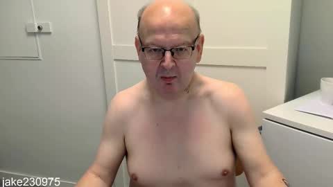 Jake2309 online show from October 19, 7:36 pm