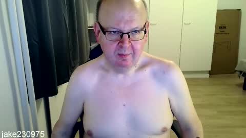 Jake2309 online show from February 15, 7:21 pm