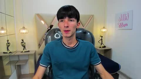 Snapshot of jake_evanss_ chatting on September 23, 3:31 am JAKE online show from September 23, 3:31 am