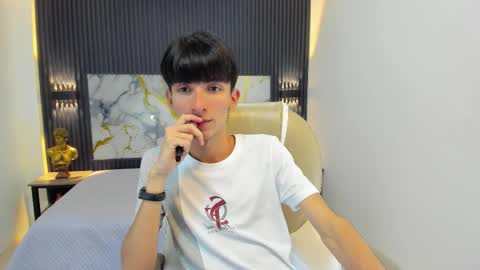 Snapshot of jake_evanss_ chatting on September 24, 8:01 pm JAKE online show from September 24, 8:01 pm