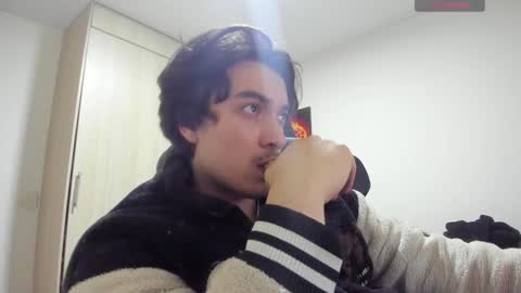 jake_murphy online show from December 14, 6:35 am