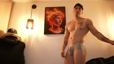 Snapshot of jake_murphy chatting on July 1, 2:24 am jake_murphy online show from July 1, 2:24 am
