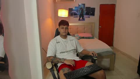 Jake Pons online show from December 14, 8:23 am