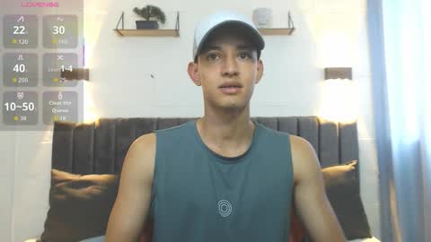 Hi guys im new 3 online show from September 19, 5:35 pm