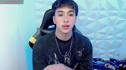 jake_tripp online show from January 3, 6:33 am