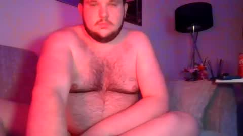 Snapshot of jakecummings69 chatting on April 13, 9:09 pm Jake Cummings online show from April 13, 9:09 pm