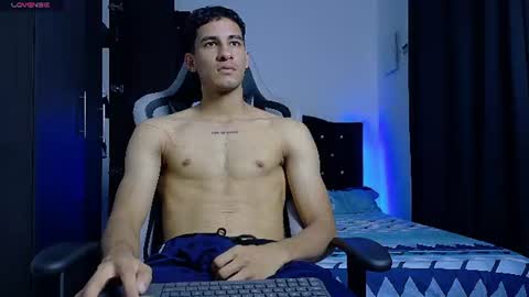 JakeMonroe online show from June 16, 9:50 pm