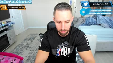 Snapshot of jakeorion chatting on December 8, 6:50 pm Jake Orion online show from December 8, 6:50 pm