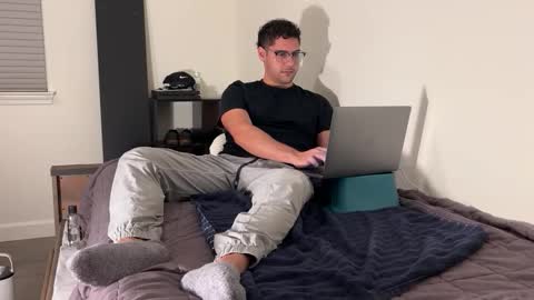 Jake Porter online show from October 25, 8:22 am