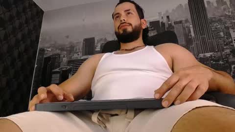 JakeSkye online show from September 19, 1:29 am