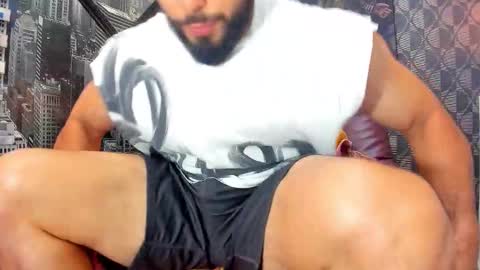 Snapshot of jakeskye chatting on December 3, 3:10 pm JakeSkye online show from December 3, 3:10 pm