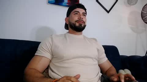 JakeSkye online show from May 14, 11:50 am