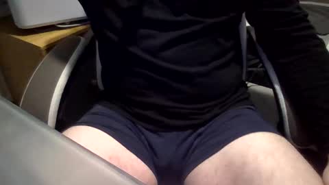 jakieg010 online show from May 28, 11:46 pm