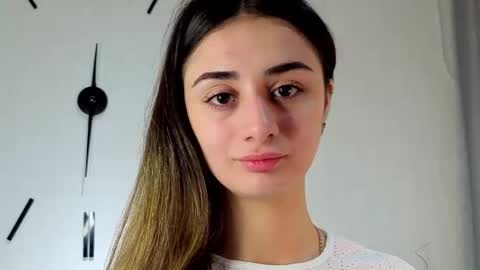 Snapshot of jaleesasahler chatting on November 22, 4:33 am Iris online show from November 22, 4:33 am