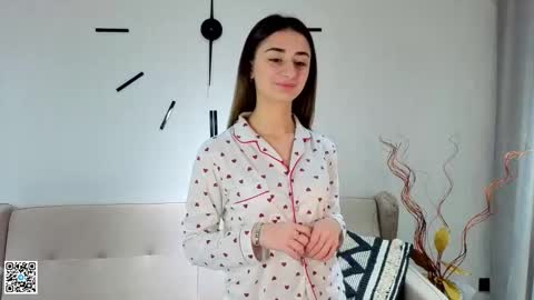 Snapshot of jaleesasahler chatting on November 24, 4:12 am Iris online show from November 24, 4:12 am