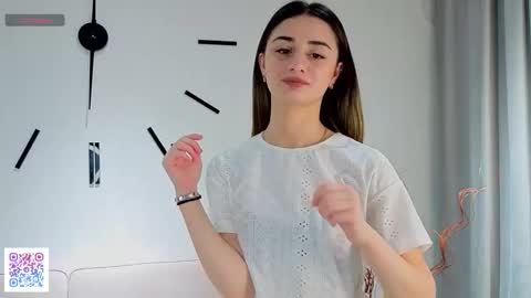 Snapshot of jaleesasahler chatting on November 29, 4:04 am Iris online show from November 29, 4:04 am