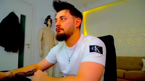 Snapshot of jalenpenn chatting on March 17, 5:11 am JalenPenn online show from March 17, 5:11 am