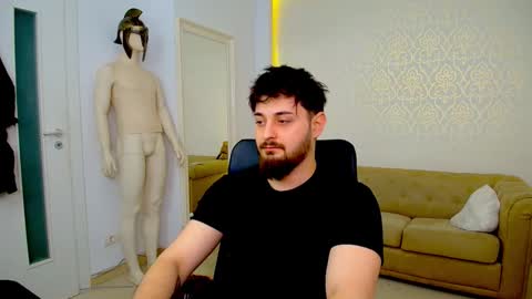 Snapshot of jalenpenn chatting on March 26, 5:35 am JalenPenn online show from March 26, 5:35 am