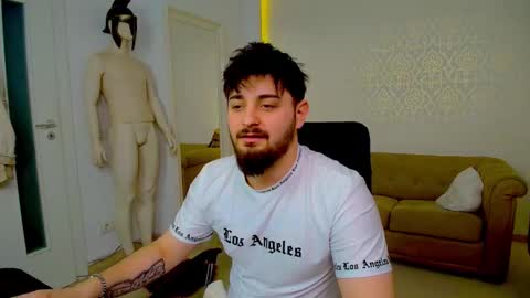 Snapshot of jalenpenn chatting on March 27, 8:26 am JalenPenn online show from March 27, 8:26 am