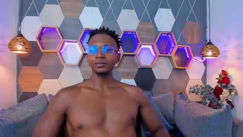   online show from February 18, 7:41 pm