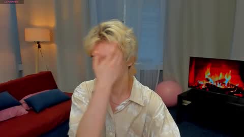 Snapshot of jamemiller chatting on February 18, 7:04 am JameMiller online show from February 18, 7:04 am