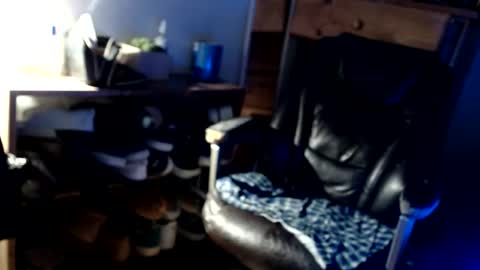 what you in too online show from January 7, 4:09 pm