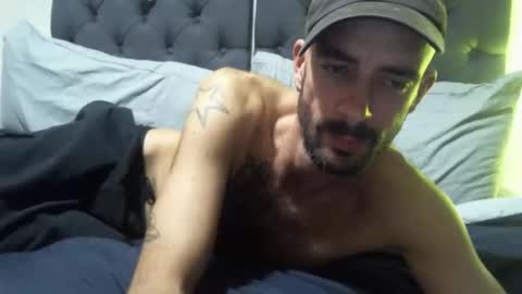 james_blade21 online show from September 27, 1:54 am